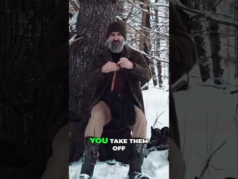 Never Let Go of Your Gloves
In cold weather, losing a glove or mitten isn’t just inconvenient—it ca