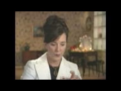 We talk to accessory designer Kate Spade