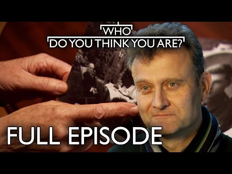 Two soldiers, One war: Hugh Dennis' connection to WWI | Who Do You Think You Are? (UK)
