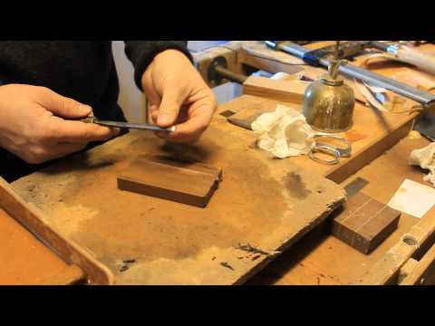 How To Sharpen Gouges - with a bit of a twist at the end.