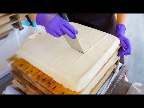 How Tofu is Made? (Soy Milk, Soft Tofu, Deep Fried Tofu) / 豆腐製作 (豆漿, 嫩豆腐, 油豆腐) - Taiwanese Food