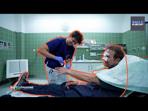 Übles Foulspiel 🚑 | Notaufnahme: Samstagnacht