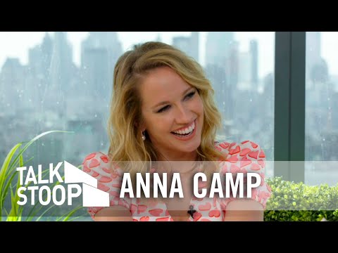 Anna Camp On Her Friendship with Brittany Snow and The Entire Pitch Perfect Cast | Talk Stoop