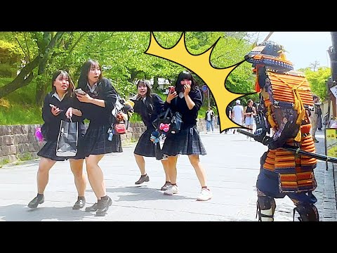 #104 SAMURAI Statue Prank in Kyoto Japan | Awesome Shogun Mannequin prank reactions Kiyomizu Temple