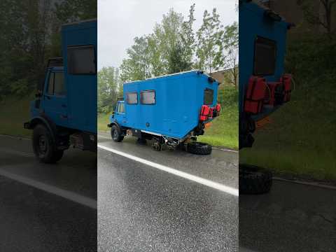 Wheel Broke Off Our Expedition Camper