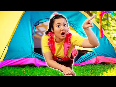 Ellie's DIY Box Fort Tent with Jimmy and Coach Rocco | Ellie Sparkles Show | Wildbrain Wonder