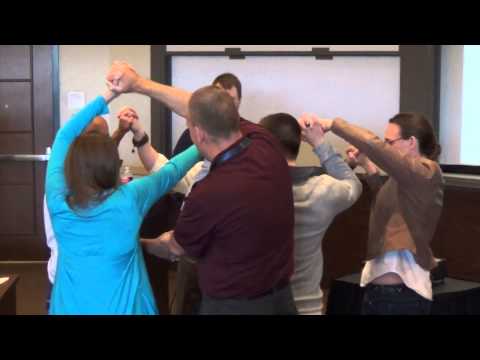 Self Organizing Teams: Untie the Knot