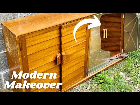 FREE  retro bookcase gets a MCM makeover with a modern vibe. I try frosting glass