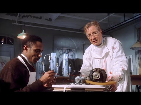 一个穷苦的黑人木匠，没上过一天医学，却开创了世界上第一例心脏外科手术。21分钟看完2004年美国真实故事改编传记电影《神迹》| 电影解说