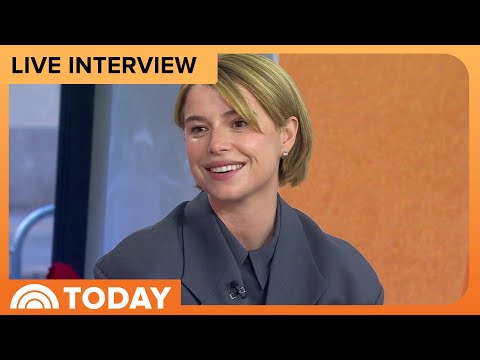 Jessie Buckley Talks ‘Hamnet’ Role, Chemistry With Paul Mescal