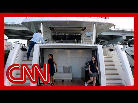 Who are the 'stealthy wealthy' and how do they make their money?