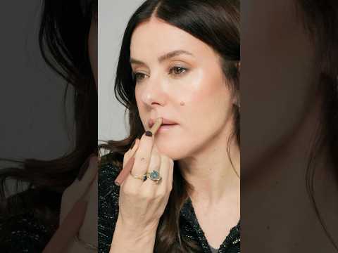 Keira Knightley's Cover Look! 📸#LisaEldridgemakeup #youtubeshorts