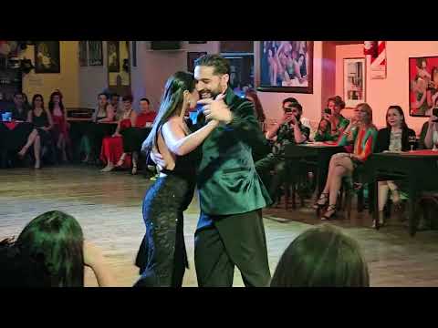 Celina Rotundo & Hugo Patyn improvisan Vals soñador