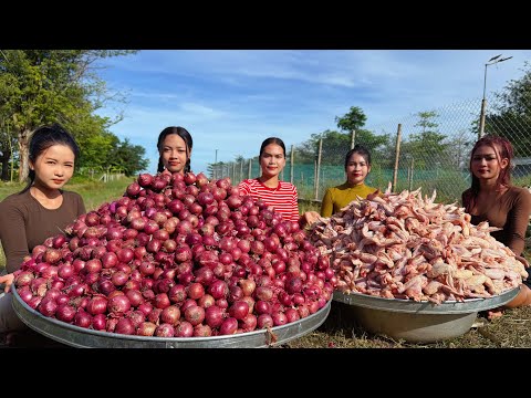 Amazing cooking red onion crispy with chicken wing recipe in my countryside