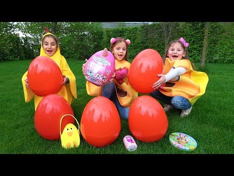Что дети нашли в яйцах с сюрпризами Easter Surprise Eggs Hunt меняемся Подарками