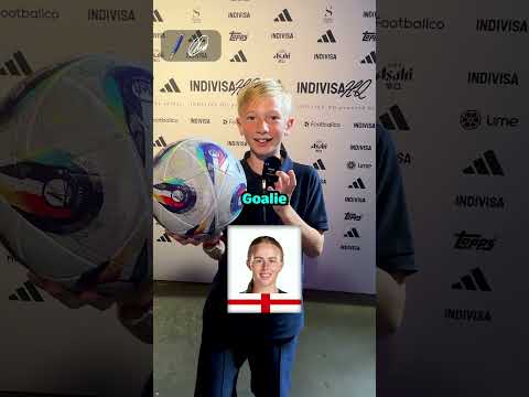 Guess Which Women's Player SIGNED the Ball to WIN IT!⚽