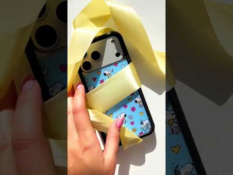 Unboxing my snoopy phone case