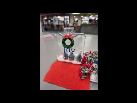 Decorating clear Christmas Ornaments