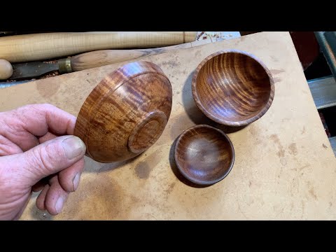 Richard Raffan finds figured Tasmanian blackwood in firewood and turns three bowls.
