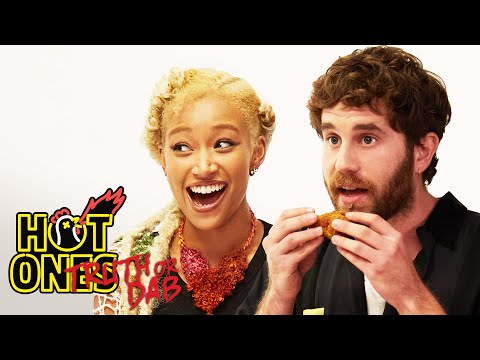 Ben Platt and Amandla Stenberg Play Truth or Dab | Hot Ones