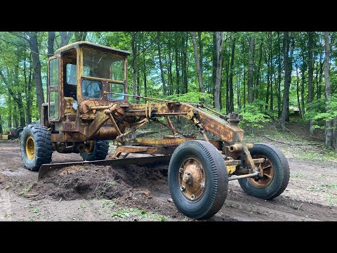 Caterpillar 212 Grader #1U152 First Start in 2 Years - Grading Out Some Newly Cleared Land
