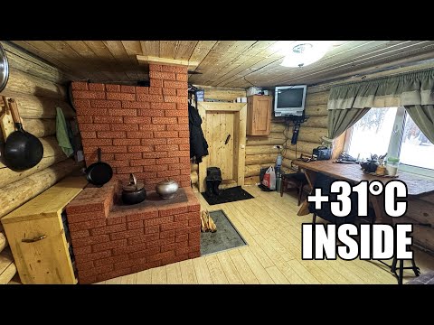 -20℃ outside, +31℃ inside. EMERGENCY Overnight Stay In A Log Cabin. Off-grid