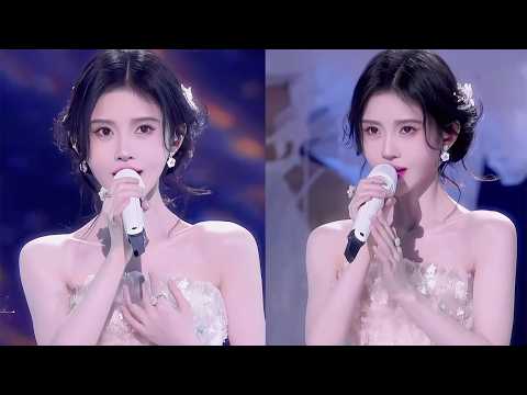 鞠婧祎不愧为内娱“爱豆天花板”，8大封神名场面，每一帧美到窒息!