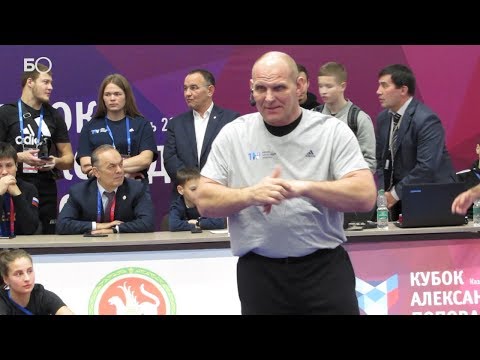 Олимпийский чемпион Александр Карелин провел мастер-класс в Казани