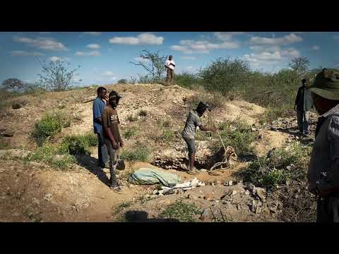 Танзания. Добыча граната