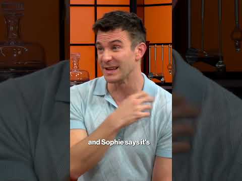 Bridgerton's Luke Thinks It's "Interesting" Benedict Can't Recognize The "Lady In Silver" #shorts