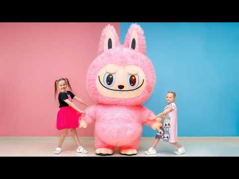 Sisters Want the Same LABUBU! Alex Teaches Dasha & Stephi How to Share