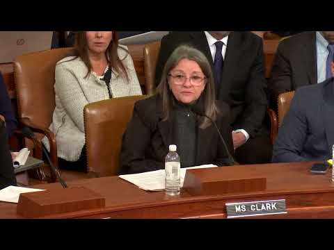 Sánchez debunks Trump’s Medicare fraud lies