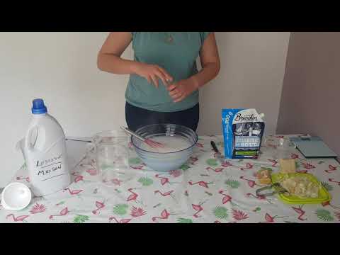 Lessive maison (savon de Marseille, bicarbonate soude, eau, huile ess lavande) recette : 1l ou 2l 👇