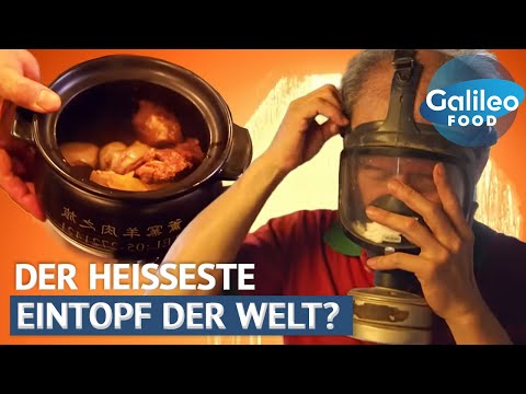 HÖLLENKÜCHE?! Koch riskiert sein Leben für DIESEN 1000°C Eintopf! | Galileo Food