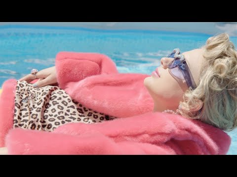 You Need To Calm Down Behind The Scenes: Morning Routine