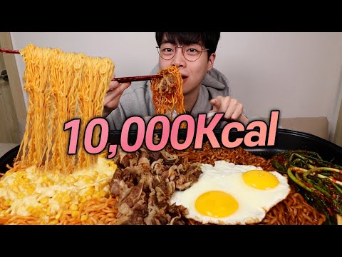 라면으로 만칼로리 먹방 도전해봤습니다! (with.꿀조합) 불닭볶음면 콘치즈 짜파게티 파김치 신라면 덮밥 비빔면 삼겹살