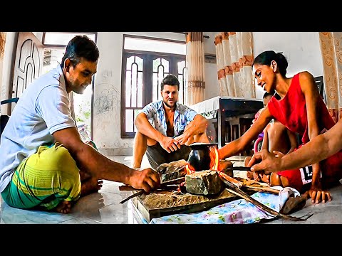 Sri Lankan Family Invites Me to Eat in Their Home