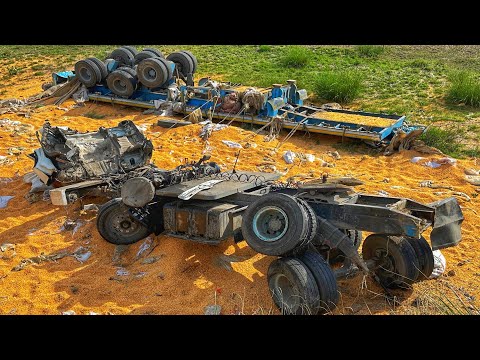 Full Restoration Top Videos Of Road Accident | Repairing Process Of Pakistani Trucks Accident