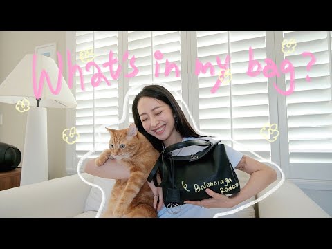what's in my bag👛balenciaga rodeo bag review! answering the most frequently asked questions