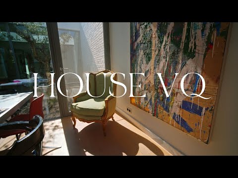 Inside an Art-Collectors Family Home dating back to the 18th Century