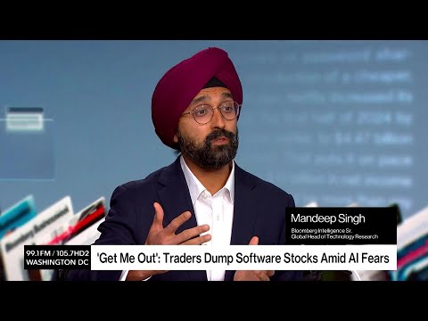 Traders Dump Software Stocks as AI Fears Erupt