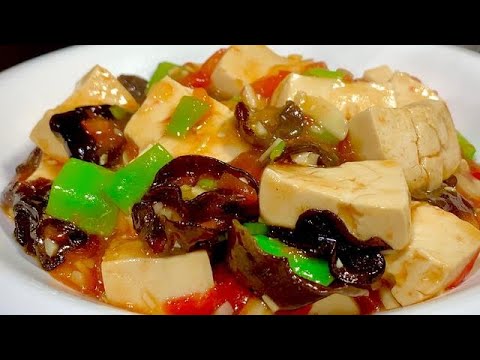 Tomato tofu has become popular recently. It costs 58 yuan a plate in the hotel, and it only costs 6