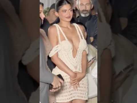 Something Is Seriously WRONG With Kylie Jenner Right Now