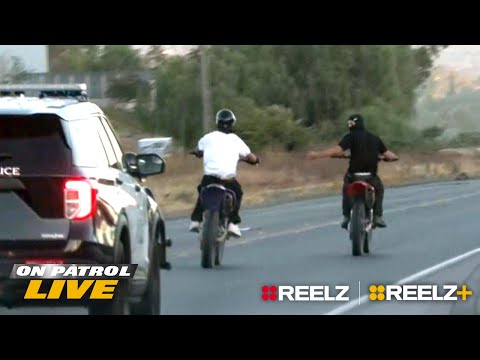 Fleeing Motorcyclists Give Cops a Run For Their Money