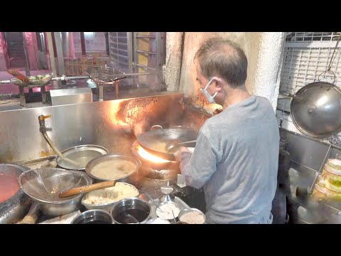深水埗 40幾年【強記大排檔】最強鑊氣小炒 師傅真功夫 勁！The best food stall wok-flavored stir-fry in Sham Shui Po for 40 years