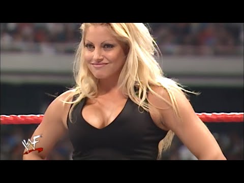 Lita & The Rock vs Trish Stratus & Triple H (4:3) - RAW IS WAR