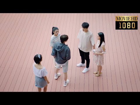 Cinderella, who was ridiculed by the scheming girl, was the girlfriend of the campus handsome man.