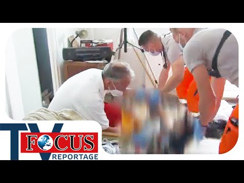 Tot in der Wohnung aufgefunden: Unterwegs mit den Lebensrettern | Focus TV Reportage