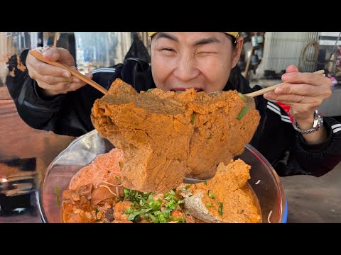 NGHẸT THỞ GIÂY PHÚT TIẾN SÁT BIÊN GIỚI CAMPUCHIA ĂN TÔ BÚN CÁ NỔI TIẾNG NHẤT TRƯỚC ĐÊM GIÁNG SINH 