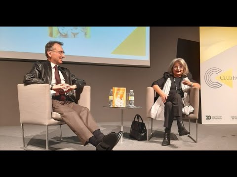 Charla y coloquio con Elvira Roca Barea y Jesús G. Maestro: presentación de Ingrata Patria en Vigo